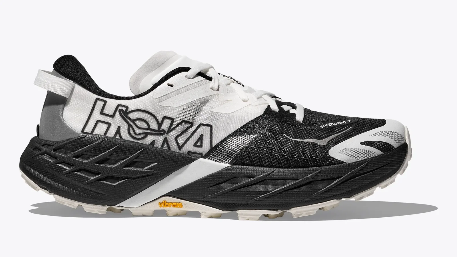 Hoka Speedgoat 7, вид сбоку
